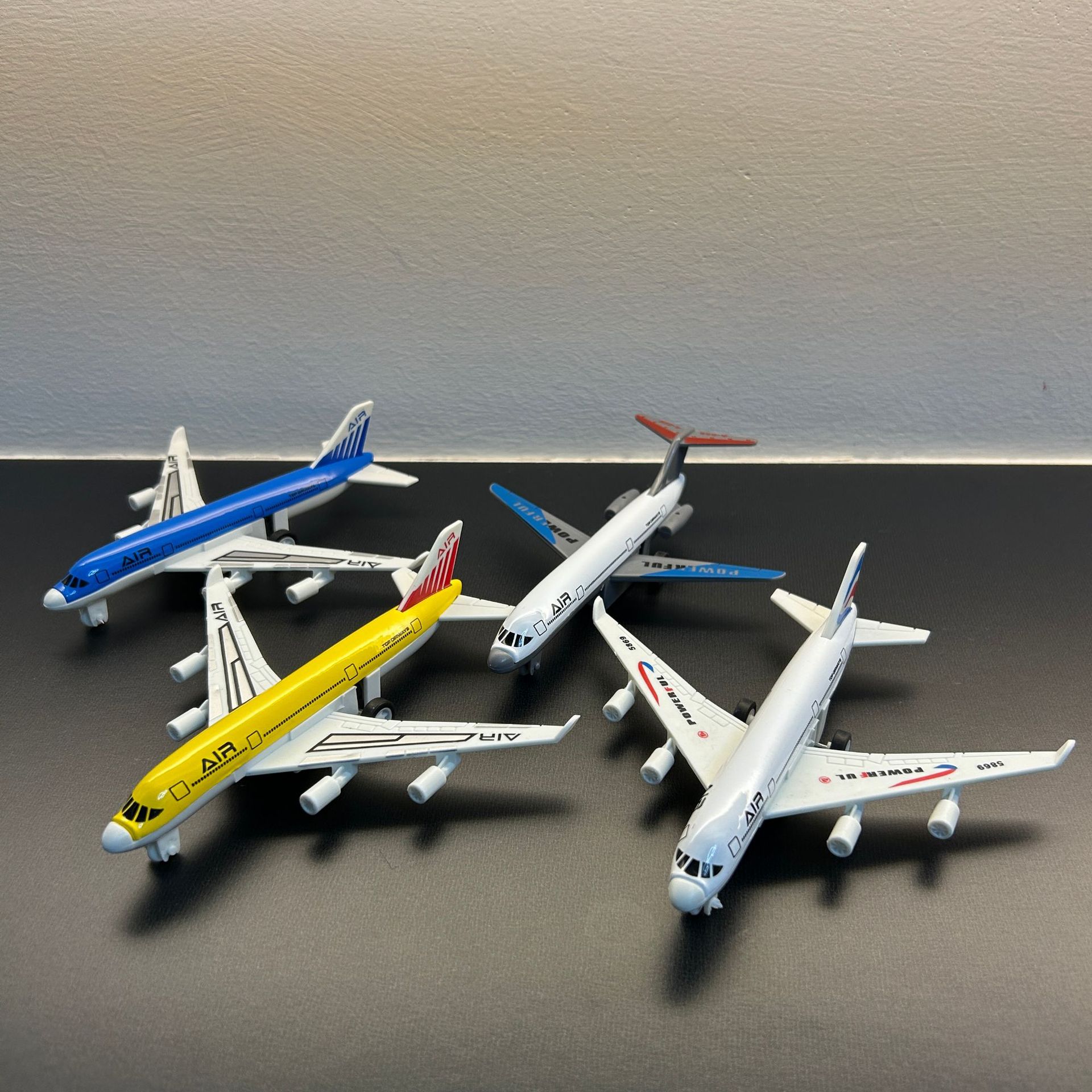 Modelo de Avión en Miniatura,  - Model Airplane Plastic reseña y precio